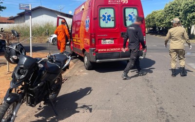 VEJA O VÍDEO: Funcionário de empresa de segurança privada fica ferido em acidente no bairro Santos Dumont em Três Lagoas