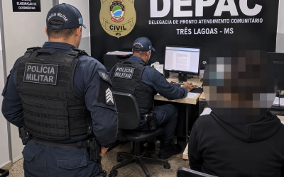 Não deixava ela sair de casa: Mulher pede socorro à mãe e irmã que enfrenta companheiro da vítima em Três Lagoas