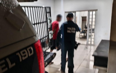 Tentou dar uma de “Brabão” pra cima da polícia e ocorrência não termina bem: Foragido por furto acaba preso em Três Lagoas