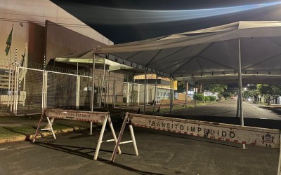 Rua em frente ao Cartório Eleitoral já está interditada e Três Lagoas se prepara para a votação