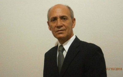 Wanderley da Silva, morador de Arapuá, lança livro 