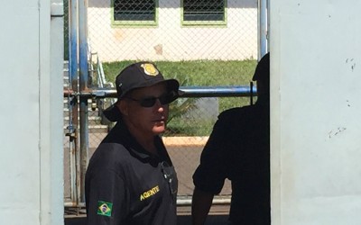 Presos iniciam “quebra quebra“ e tentam invadir cela forte da cadeia 