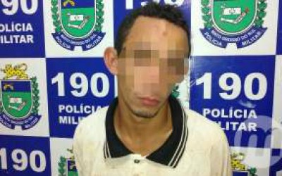 Bêbado, marido apedreja e expulsa de casa companheira