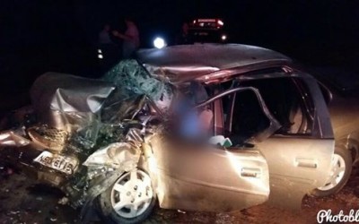 Grávida de 9 meses e 2 homens morrem em acidente