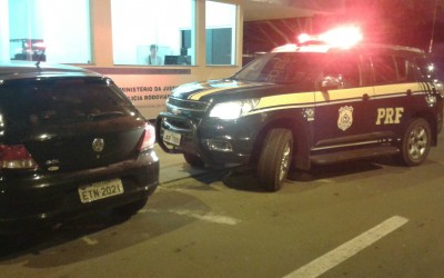 P.R.F. de Três Lagoas recupera veículo dublê furtado em Araraquara