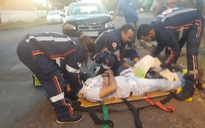 Jovem não respeita sinalização e causa acidente no Santos Dumont