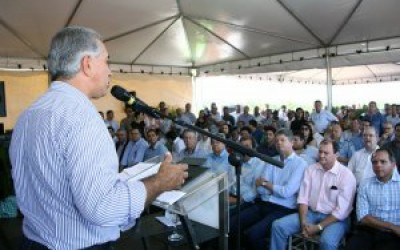 Reinaldo diz que tem R$ 55 milhões para construir Hospital Regional