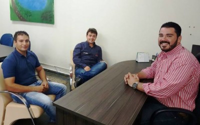 Empresário estuda possibilidade de instalar unidade de recapadora de pneus em Três Lagoas