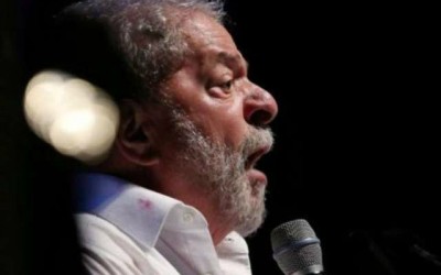 Acusado de tentar obstruir Lava Jato, Lula depõe nesta terça