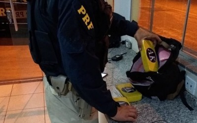 PRF prende homem com cocaína que seria vendida em Três Lagoas