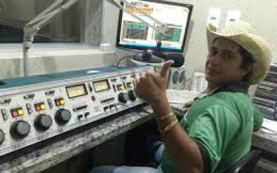 Pré-candidatos não poderão apresentar programas de rádio e TV a partir de quinta-feira