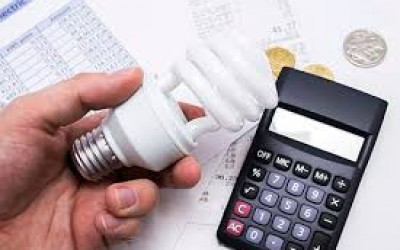 Consumidores pagaram R$ 3,7 bilhões a mais nas contas de luz entre 2009 e 2016