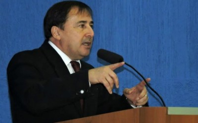 Gilmar convoca população para protestar contra reformas 