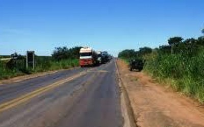 Motorista é feito refém e tem caminhão roubado em Três Lagoas 