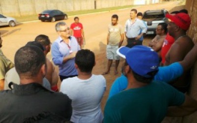 Funcionários de obra de fábrica denunciam demissão em massa e falta de pagamento