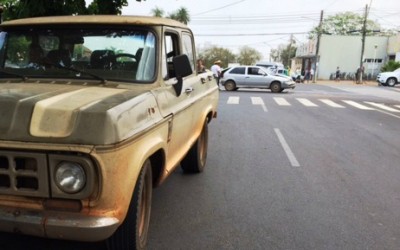 Acidente na Filinto Müller interdita avenida no sentido centro/bairro 