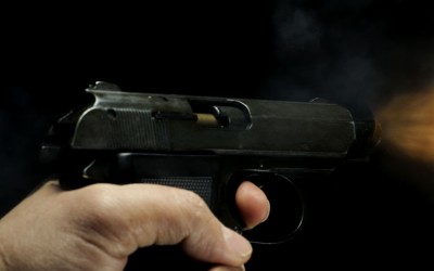 Após sofrer duas tentativa de homicídios, homem tem casa alvejada por tiros