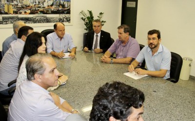 Comissão vai apurar denúncias do grupo JBS contra o governador