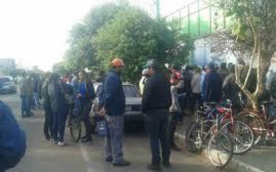 Casa do trabalhador oferece vagas para mecânico, motorista, vendedor e engenheiro