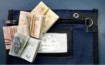 Bandido se passa por técnico de telefonia e rouba R$ 30 mil de loja