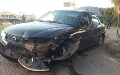 Motorista que atropelou mulher em calçada era foragido da justiça