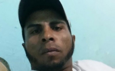 Homem morre após levar tiros em frente a uma casa noturna de Três Lagoas