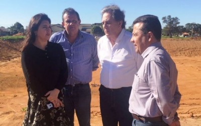 Deputado Eduardo Rocha e senadores vistoriam obras do Hospital Regional