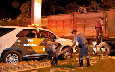Após descarregar soja em Três Lagoas, carreteiro é preso com aproximadamente 1,5 tonelada de maconha 