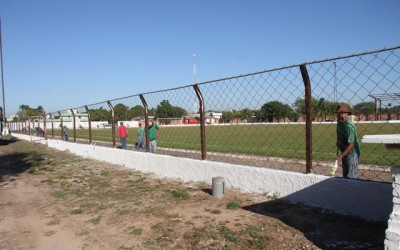 Departamento de Obras realiza mutirão no estádio da A.D.E.N