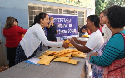 Assistência Social e Saúde entregam mais 105 óculos aos beneficiários dos CRAS