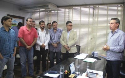 Eduardo Rocha participa de reunião para receber documentos de Governo para CPI