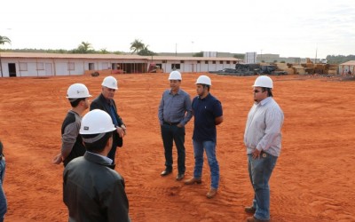 Autoridades visitam obras do Hospital Regional de Três Lagoas