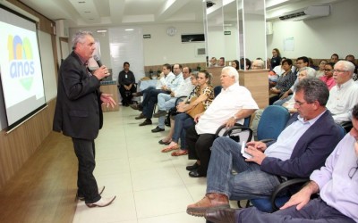 Prefeito promove encontro regional para discussão do atendimento hospitalar