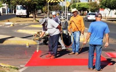 Ciclovias ganham nova sinalização e garantem mais segurança aos ciclistas