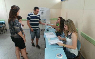 Clima de tranquilidade do primeiro turno se repete nas seções eleitorais