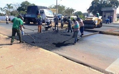 Construção de faixa de pedestre elevada garante maior segurança na travessia de Avenida