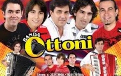 Hoje tem Danças, Capoeira, Folia de Reis, Duplas Sertanejas e Banda Ottoni na Festa do Folclore