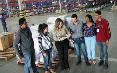 Assistência Social recebe doação de travesseiros e edredons de indústria têxtil