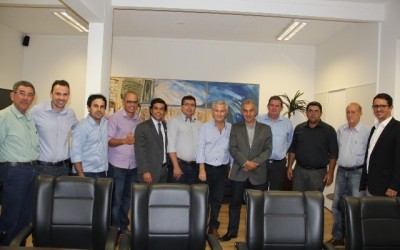 Deputado Eduardo Rocha acompanha agenda de prefeito de Cassilândia com governador