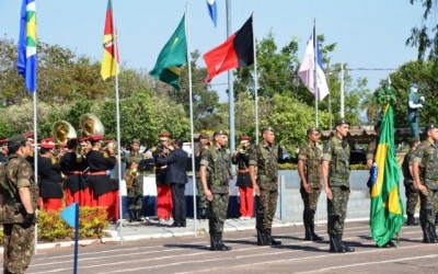 Hasteamento da Bandeira e homenagem aos Profissionais da Ed. Física abrem a Semana da Pátria