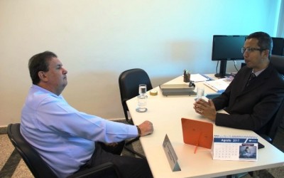 Em reunião na Receita Federal, Eduardo Rocha solicita que não feche agência de Paranaíba