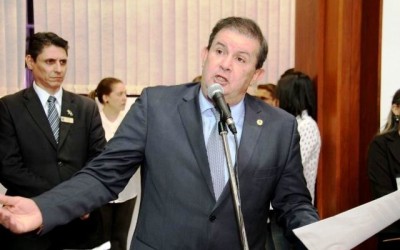 Parlamentares vão cobrar que dinheiro da venda de fábrica pague fornecedores