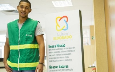 Eldorado tem vaga para nutricionista e operador de enfardamento