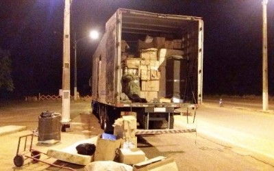 Motorista preso com mercadoria contrabandeada tenta subornar policiais