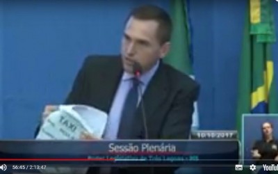 Vereador pede apoio da PM e secretário para combater táxis clandestinos