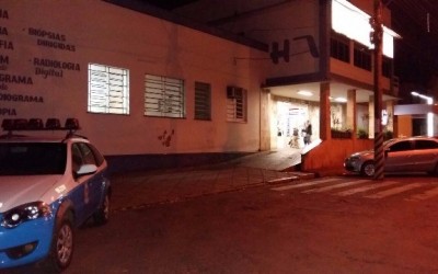 Homem tira mulher para dançar e acaba baleado no Jardim das Violetas 