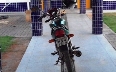 Polícia procura por moto furtado no Residencial 