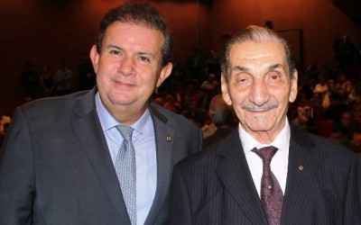 Eduardo Rocha homenageia profissionais da segurança com Medalha Coronel Adib