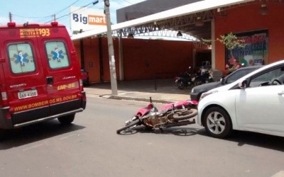 Acidente envolvendo viatura do bombeiro interdita parte da Avenida Filinto Muller