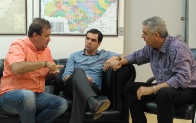 Eduardo Rocha e Angelo Guerreiro buscam apoio do Estado para levar mamografia para Três Lagoas 